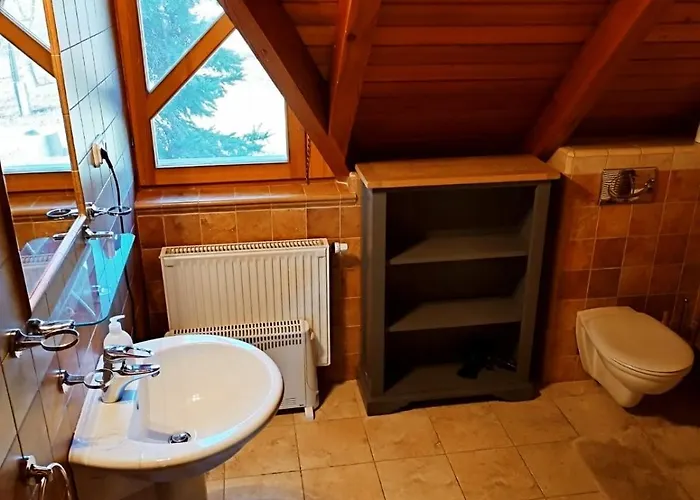 Kiskuti Vendeghaz Monoszlo